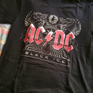 Camiseta Black Ice AC/DC